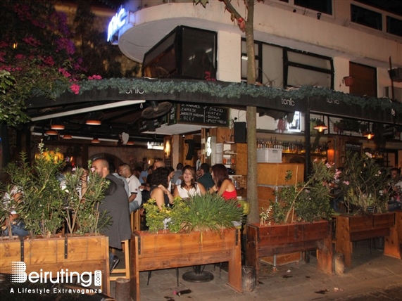 Tonic Cafe Bar Jounieh Nightlife Tonic on Saturday Night Lebanon