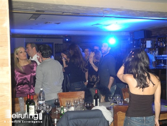 Grizzly Mzaar,Kfardebian Nightlife Ice Cold Hot Night Party Lebanon