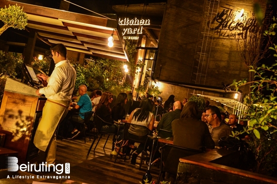 Kitchen Yard-Backyard Hazmieh Nightlife Kitchen Yard on Saturday Night Lebanon