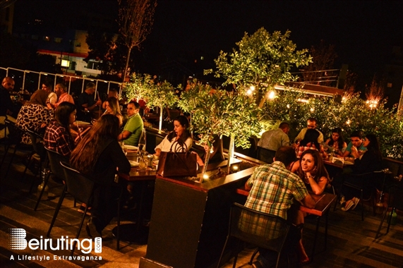 Kitchen Yard-Backyard Hazmieh Nightlife Kitchen Yard on Saturday Night Lebanon