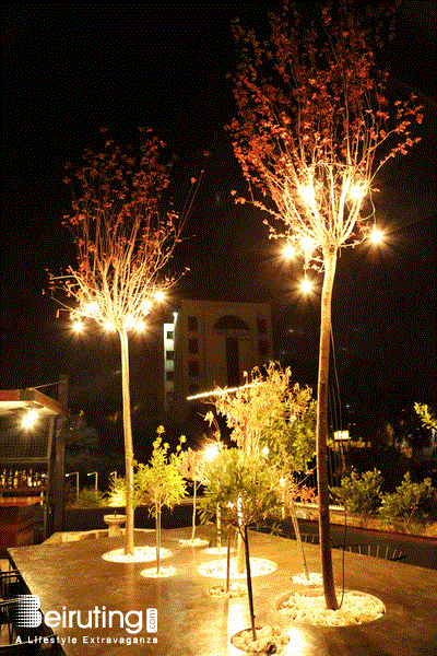 Kitchen Yard-Backyard Hazmieh Nightlife Kitchen Yard on Saturday Night Lebanon