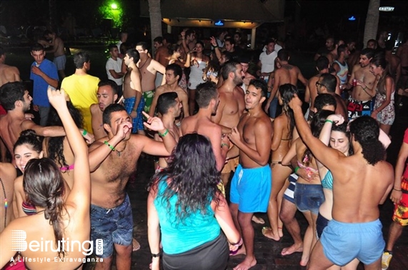 Cyan Kaslik Beach Party Largest FOAM Party 4 Part 2 Lebanon