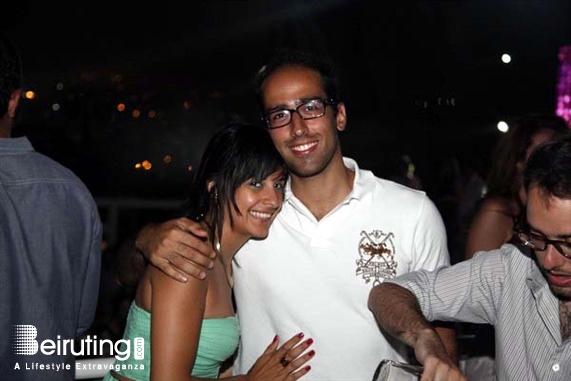 White  Beirut Suburb Nightlife Massari,Mia and belly @ White Part 1 Lebanon