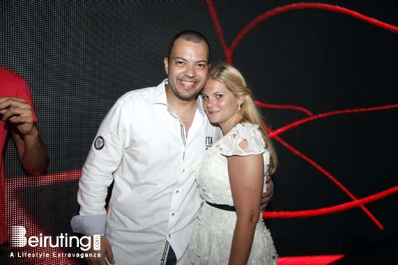 White  Beirut Suburb Nightlife Massari,Mia and belly @ White Part 1 Lebanon