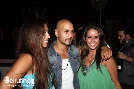 White  Beirut Suburb Nightlife Massari,Mia and belly @ White Part 1 Lebanon