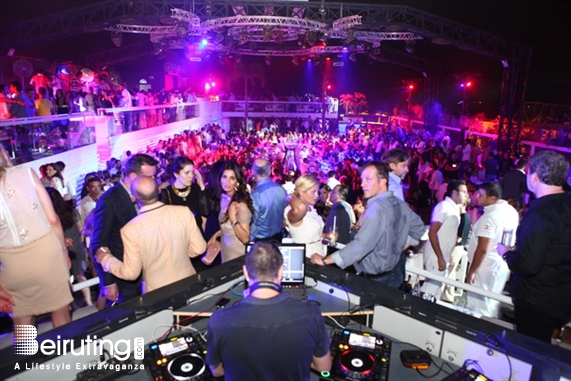 White  Beirut Suburb Nightlife Massari,Mia and belly @ White Part 2 Lebanon