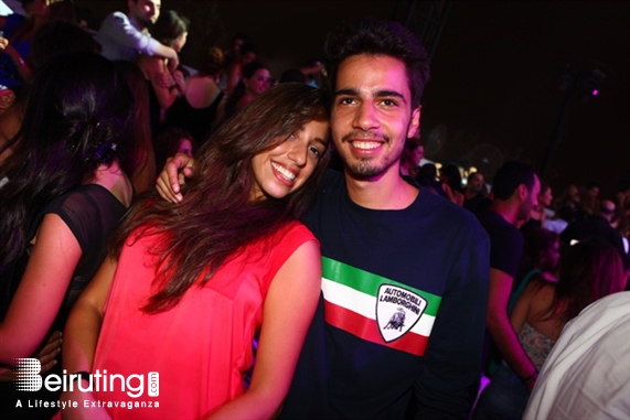 White  Beirut Suburb Nightlife Massari,Mia and belly @ White Part 2 Lebanon