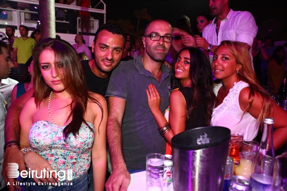 White  Beirut Suburb Nightlife Massari,Mia and belly @ White Part 3 Lebanon