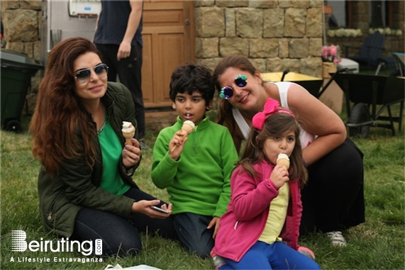 Activities Beirut Suburb Outdoor Mini Pop-Up Picnic 2015 Lebanon