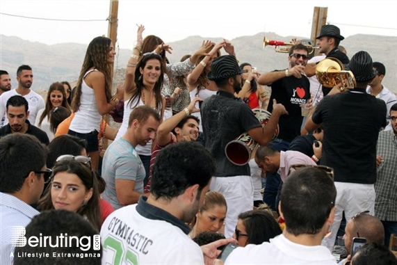 Rikkyz Mzaar,Kfardebian Outdoor Rikkyz Sunday BBQ Lebanon