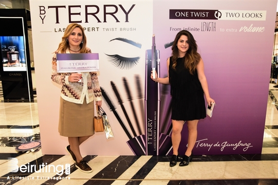 Social Event By Terry Lash-Expert Twist Brush Lebanon