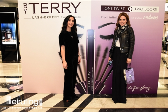 Social Event By Terry Lash-Expert Twist Brush Lebanon