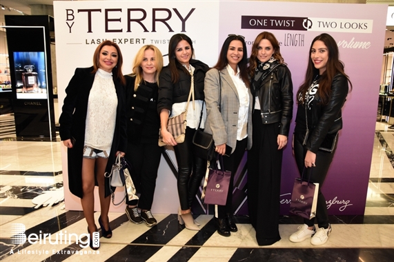 Social Event By Terry Lash-Expert Twist Brush Lebanon