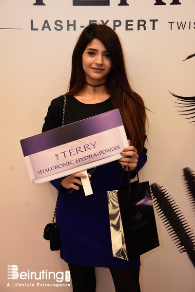 Social Event By Terry Lash-Expert Twist Brush Lebanon