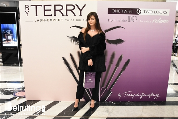 Social Event By Terry Lash-Expert Twist Brush Lebanon