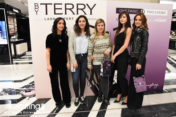 Social Event By Terry Lash-Expert Twist Brush Lebanon