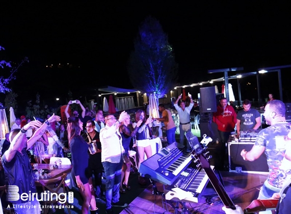 The Notch Mzaar,Kfardebian Nightlife Joe Ashkar live at The Notch  Lebanon