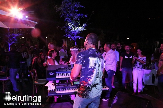 The Notch Mzaar,Kfardebian Nightlife Joe Ashkar live at The Notch  Lebanon