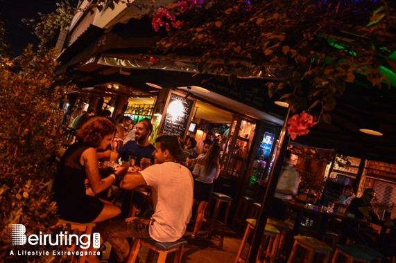 Tonic Cafe Bar Jounieh Nightlife Tonic on Saturday Night Lebanon