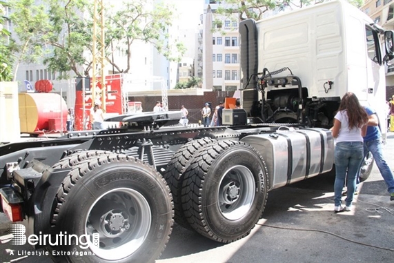 Activities Beirut Suburb Outdoor Volvo Street Festival Lebanon