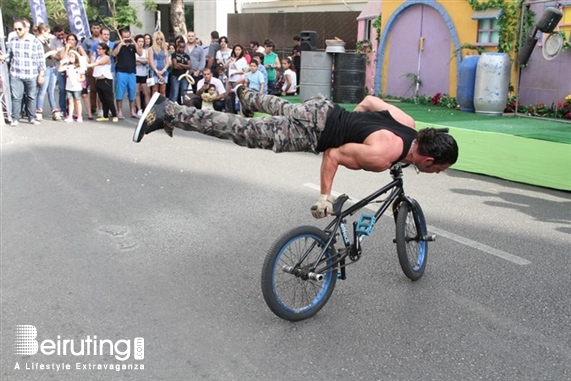 Activities Beirut Suburb Outdoor Volvo Street Festival Lebanon