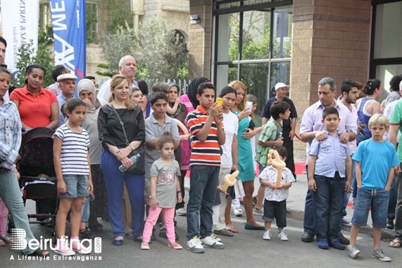 Activities Beirut Suburb Outdoor Volvo Street Festival Lebanon