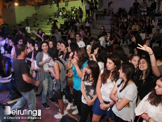 Activities Beirut Suburb University Event Walk the Spring Lebanon