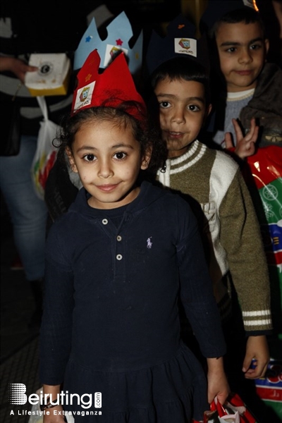 Activities Beirut Suburb Social Event Christmas Holiday Food Drive Lebanon