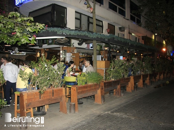 Tonic Cafe Bar Jounieh Nightlife Tonic on Saturday Night Lebanon