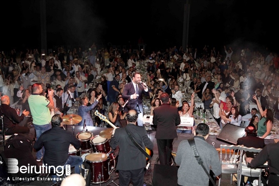 Nightlife Assi Al Hallani & Fares Karam at Ehden Lebanon