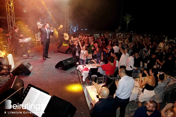 Nightlife Assi Al Hallani & Fares Karam at Ehden Lebanon