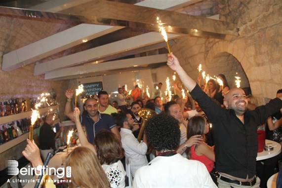 Ages Pub Jounieh Nightlife Ages 1st Year Anniversary Lebanon