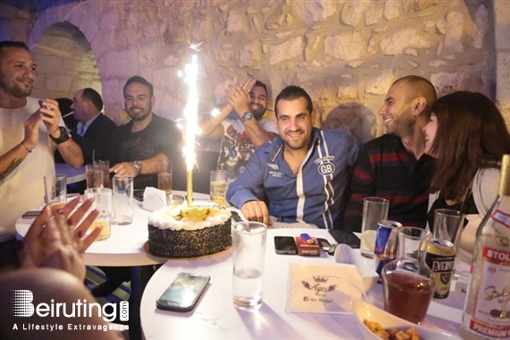 Ages Pub Jounieh Nightlife Ages on Saturday Night Lebanon