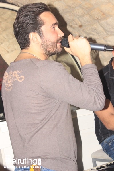 Ages Pub Jounieh Nightlife Ages on Friday Night Lebanon