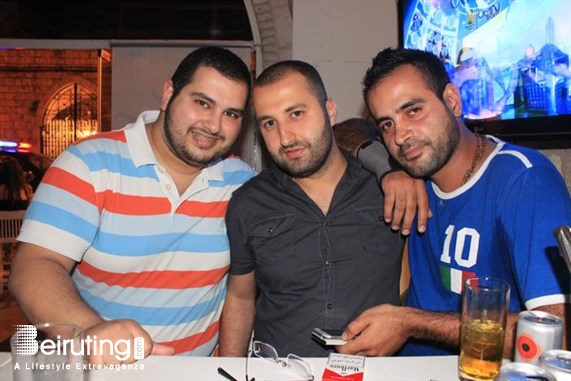 Ages Pub Jounieh Nightlife Ages on Saturday Night Lebanon