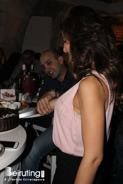 Ages Pub Jounieh Nightlife Ages on Saturday Night Lebanon