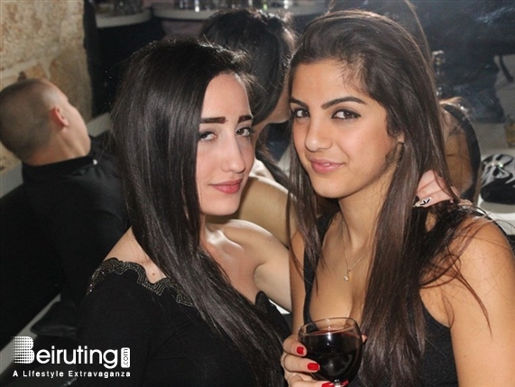 Ages Pub Jounieh Nightlife Ages on Saturday Night Lebanon