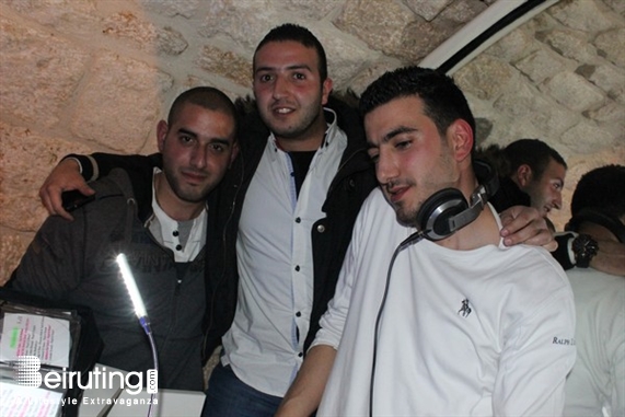 Ages Pub Jounieh Nightlife Ages on Saturday Night Lebanon