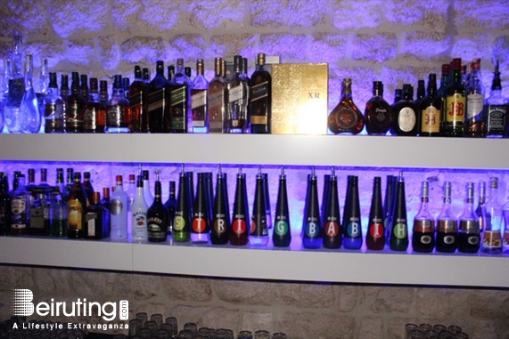 Ages Pub Jounieh Nightlife Ages on Saturday Night Lebanon