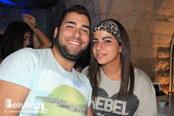 Ages Pub Jounieh Nightlife Ages on Saturday Night Lebanon