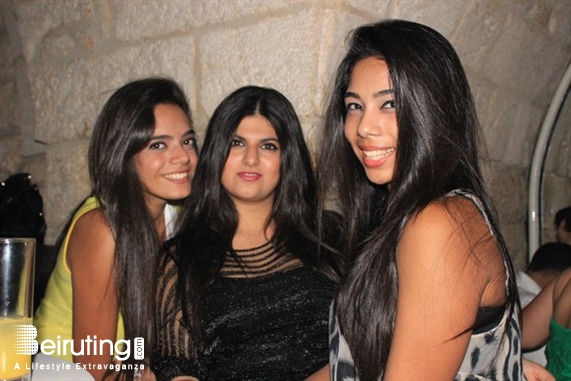 Ages Pub Jounieh Nightlife Ages on Saturday Night Lebanon