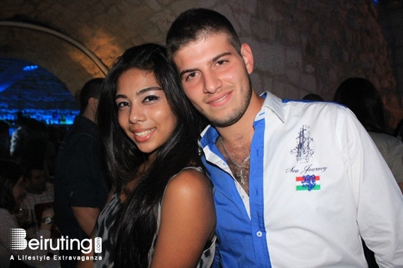 Ages Pub Jounieh Nightlife Ages on Saturday Night Lebanon