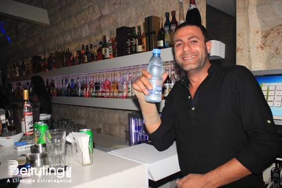 Ages Pub Jounieh Nightlife Ages on Saturday Night Lebanon