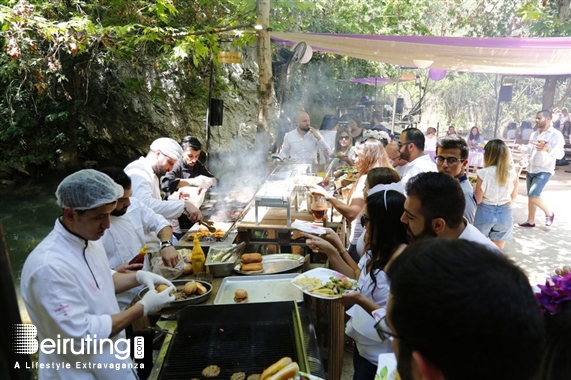 Crocus Sous Le Pont Jounieh Outdoor Crocus Sous Le Pont Opening  Lebanon