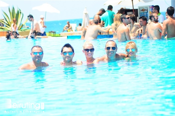 Cyan Kaslik Beach Party Cyan Sunday Club Its Groovy Baby Lebanon