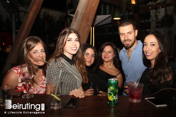 Seven Sisters Beirut Beirut-Downtown Nightlife Donner Sang Compter Red Night Lebanon