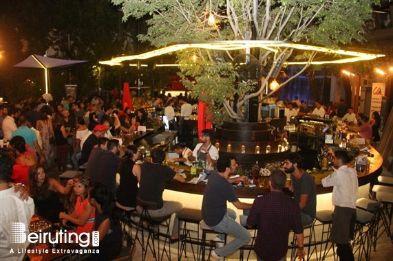 Seven Sisters Beirut Beirut-Downtown Nightlife Donner Sang Compter Red Night Lebanon