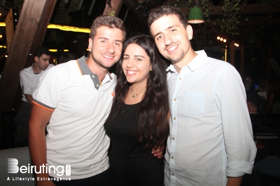 Seven Sisters Beirut Beirut-Downtown Nightlife Donner Sang Compter Red Night Lebanon