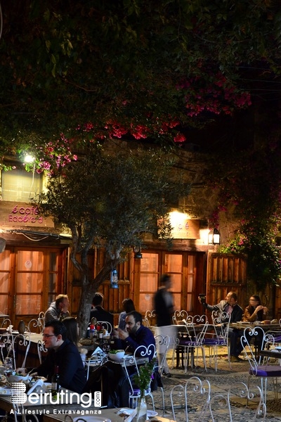 éCafé-EddeYard Jbeil Nightlife Edde Yard on Friday Night Lebanon