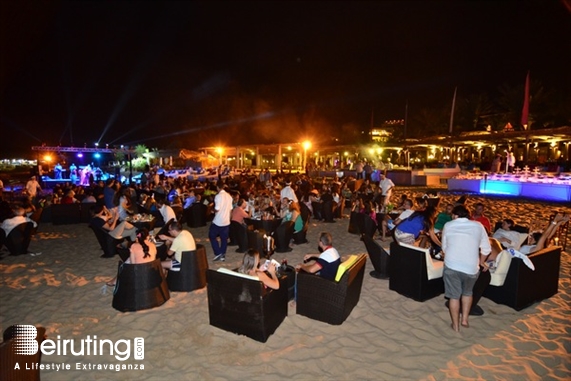 Edde Sands Jbeil Beach Party Edde Sands BBQ Pieds Dans Leau Lebanon